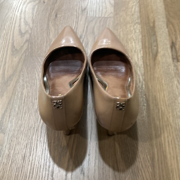 Coach Women’s Tan Leather Closed Toe Formal Pumps Heels - Picture 6 of 9